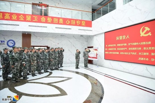 帅！看济宁能源发展集团民兵连“沙场秋点兵”