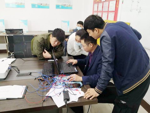 运河煤矿技师工作站实战练兵效果好