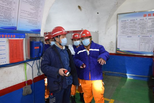 李福东到金桥煤矿督导安全生产工作