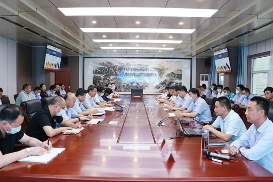 义桥煤矿开展礼仪培训“迎战”安全生产标准化一级矿井达标验收