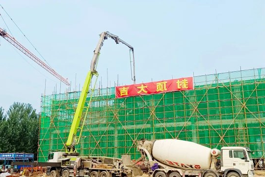 重点项目攻坚丨阳城技改项目矿井水处理站工程顺利封顶