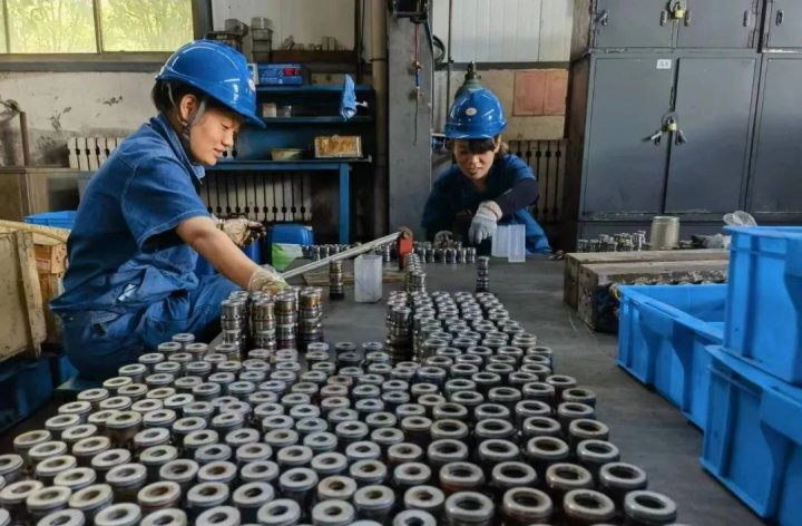 每天节省3000元！霄云煤矿自主维修电液控阀组见成效