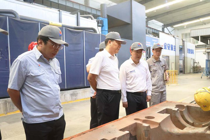 张广宇到精密制造产业园调研指导工作