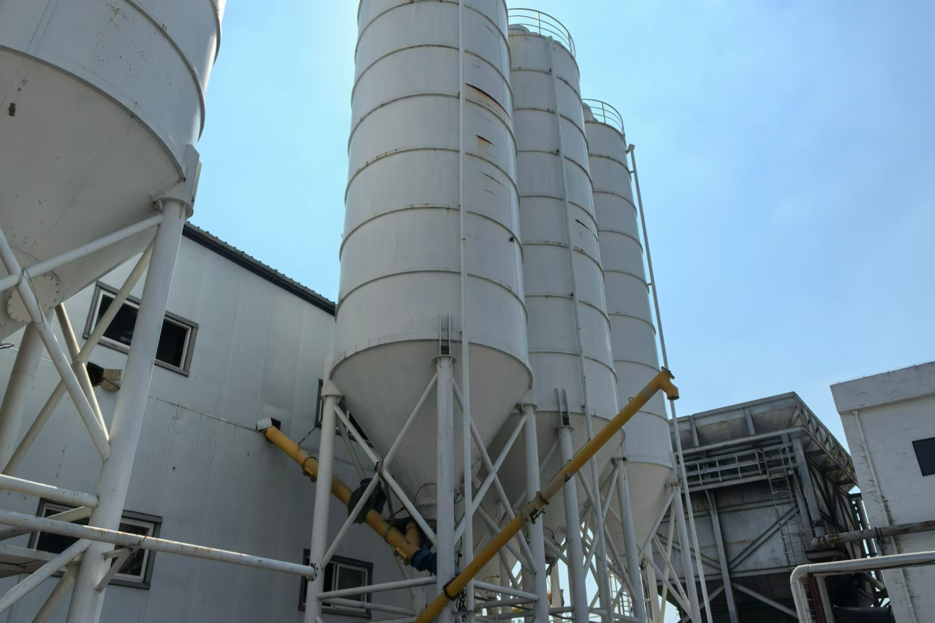 1725519892470767.jpg 422047f4311caed80ed9b669446a247.jpg