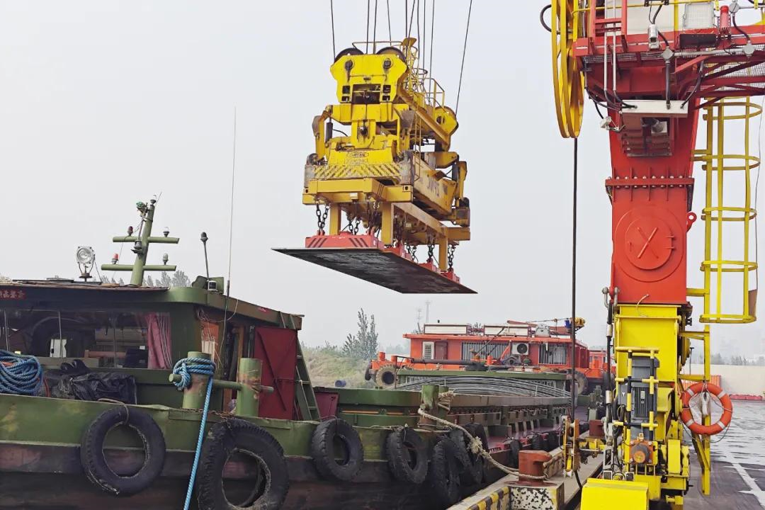 1733468922588416.jpg 船(1).jpg