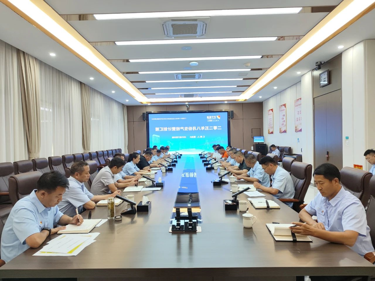 1754804725528817.jpg a49e3cbfd92b24e7c24d525c9f0ccb6c.jpg