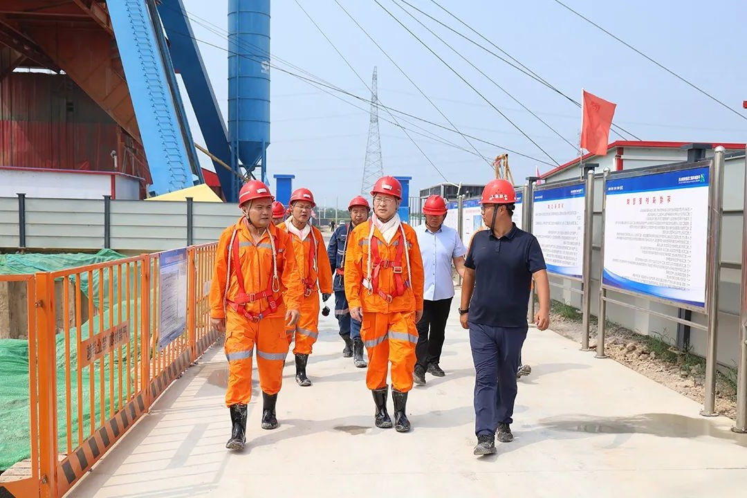 1754959174344598.jpg 02.jpg