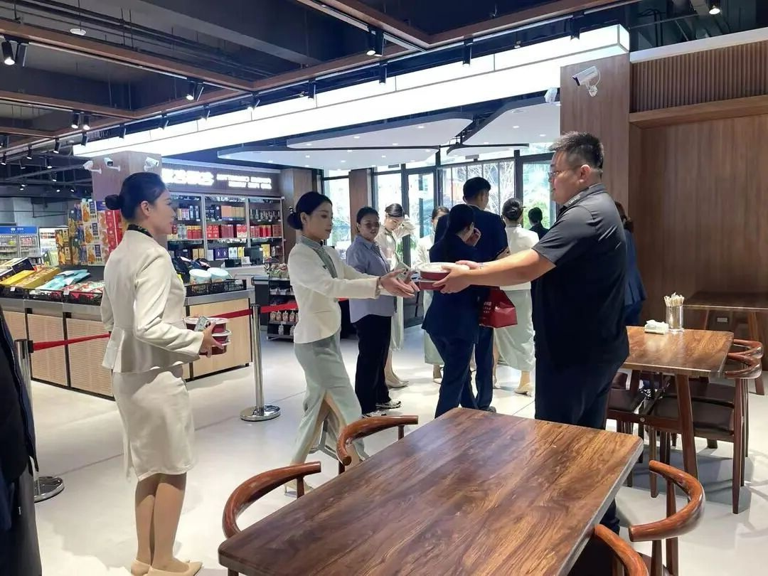 1759908997863217.jpg 08.jpg