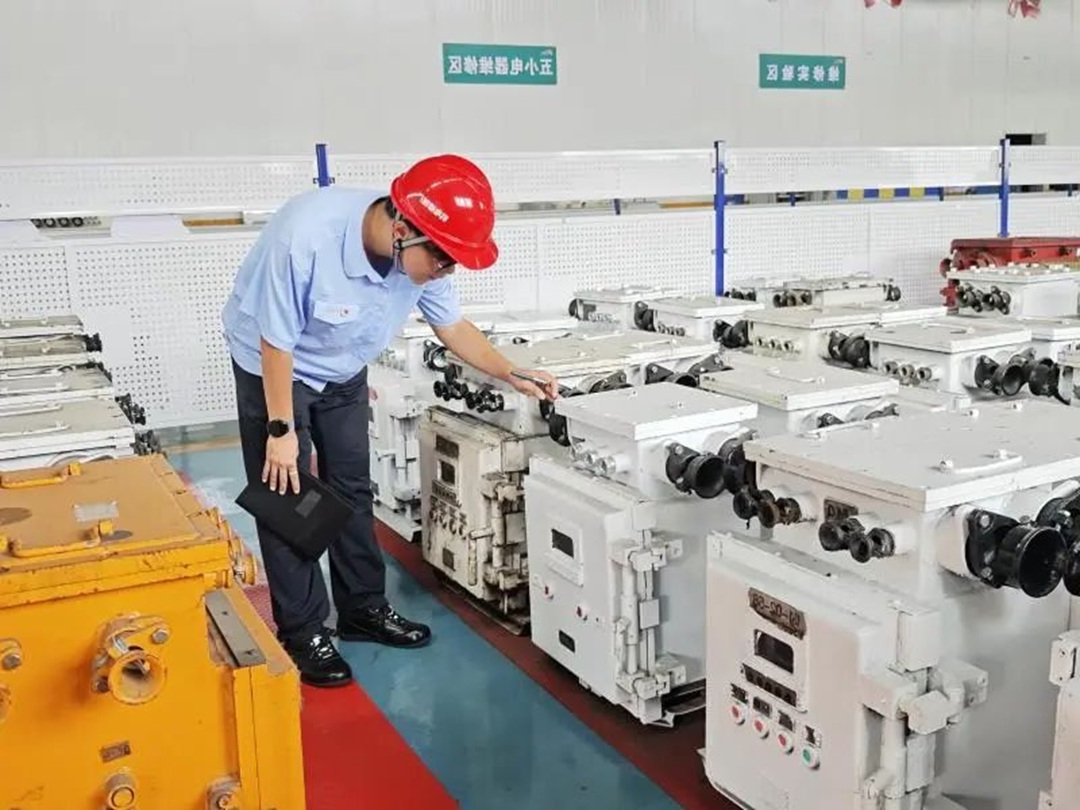 1760514359971485.jpg 08.jpg