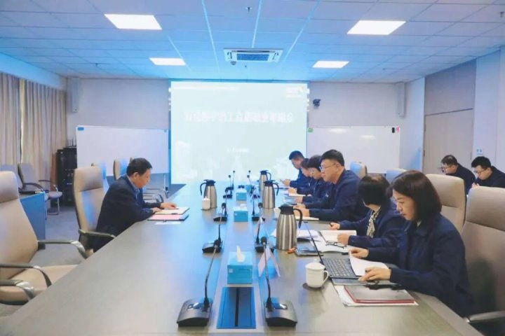 张广宇到金融事业部指导工作