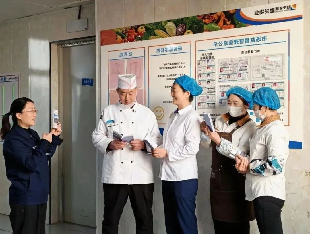 1767596578575937.jpg 00.jpg